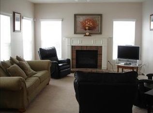 209 Blossom Ct, New Kensington, PA