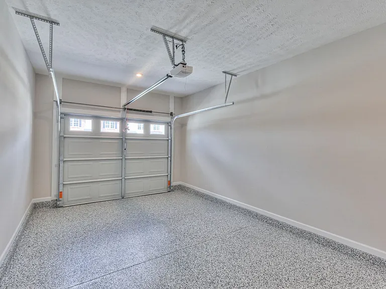24 Hardwood Rd — Photo 21