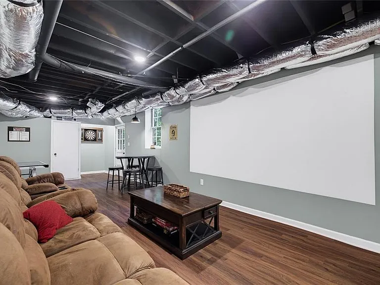4966 Cambridge Dr — Photo 26