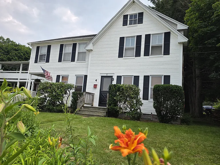 10 Conant Way #4 — Photo 3