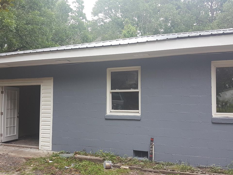 2nd image of 1207 Hampton Rd