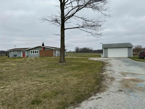 8318 E 250 S, Pierceton, IN 46562