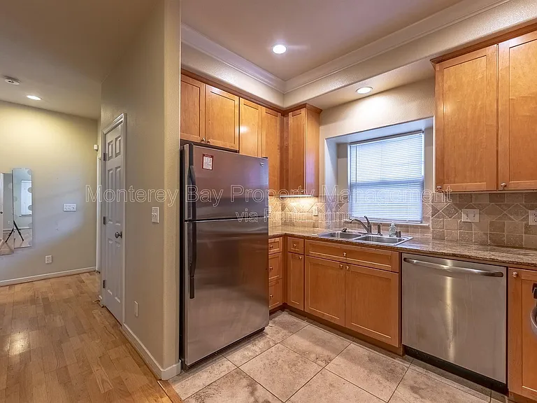 594 Lopez Ave — Photo 12