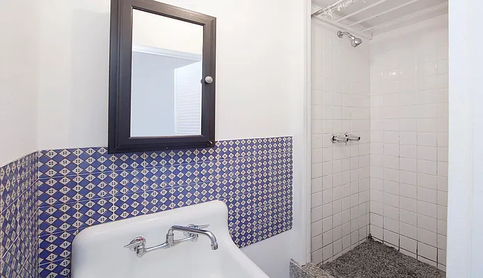 Rented by Keller Williams NYC | media 19