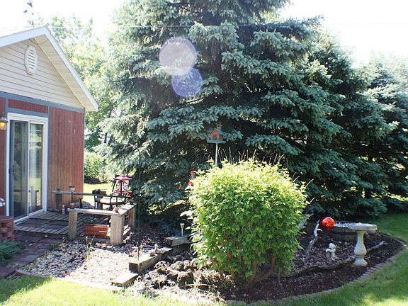 2nd image of 209 Country Club Dr