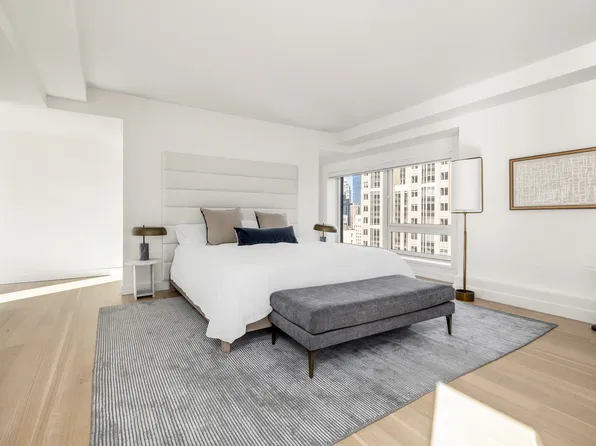 135 West 52nd Street image 12 of 23