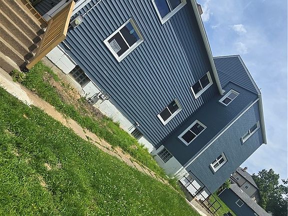 2nd image of 820 4th St