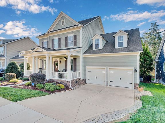 2nd image of 18916 Cypress Garden Dr