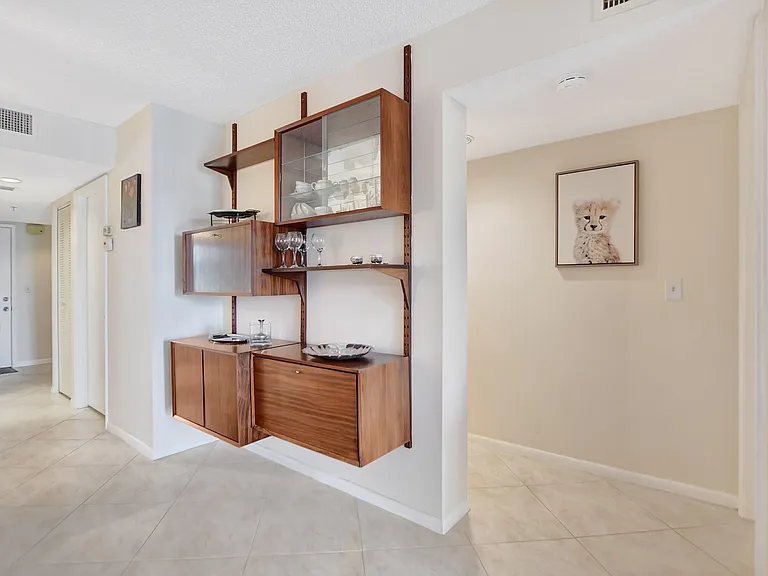 7310 Ashford Pl #405 — Photo 7