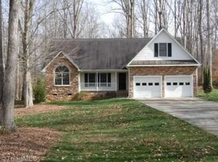 142 Irishman Pl, Advance, NC 27006