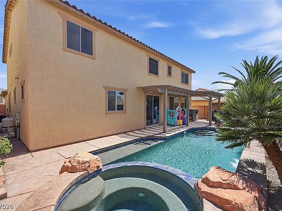 4th image of 1633 Luna Vista Pl