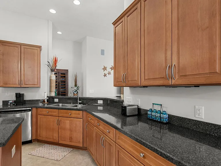 6036 Andros Ln — Photo 17