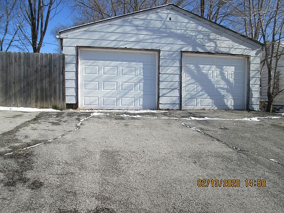 Spacious 2 car garage