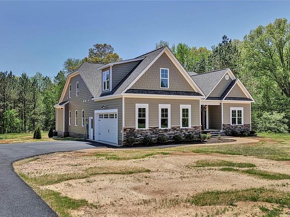 3rd image of 3347 S Meadow Cir