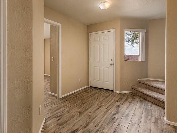 5th image of 1202 E Wahalla Ln