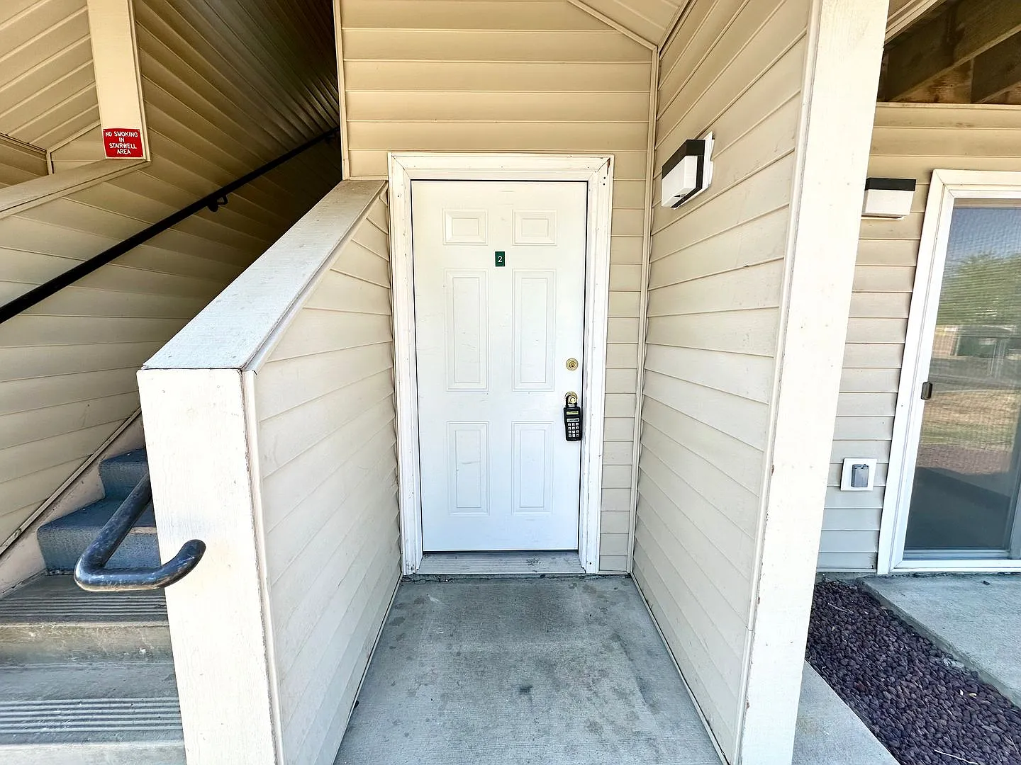 Austin- 808 Juniper — Photo 4