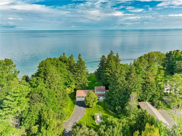 3369 Lake Rd, Williamson, NY 14589