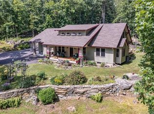 104 Wolf Den Rd, Brooklyn, CT 06234