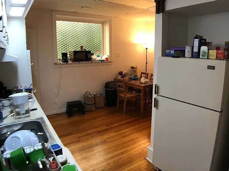 4520-spruce-st-1f-6