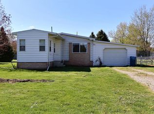 615 W Randall St, Tekonsha, MI 49092