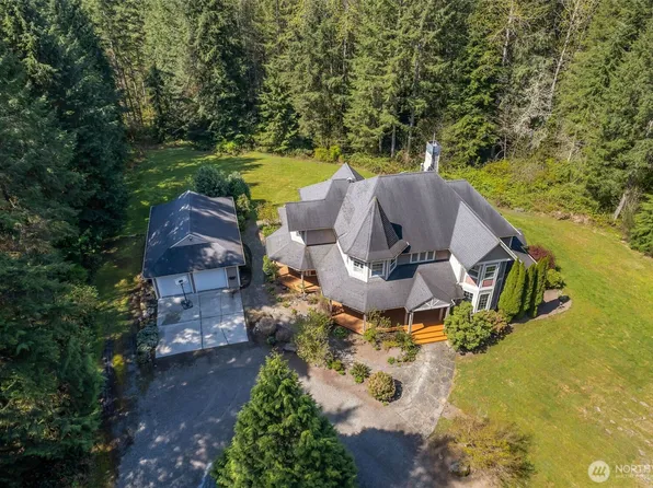 8625 353rd Avenue NE, Carnation, WA 98014