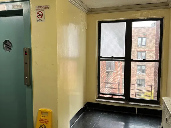 44-21 Macnish St. #2B, Elmhurst, NY 11373