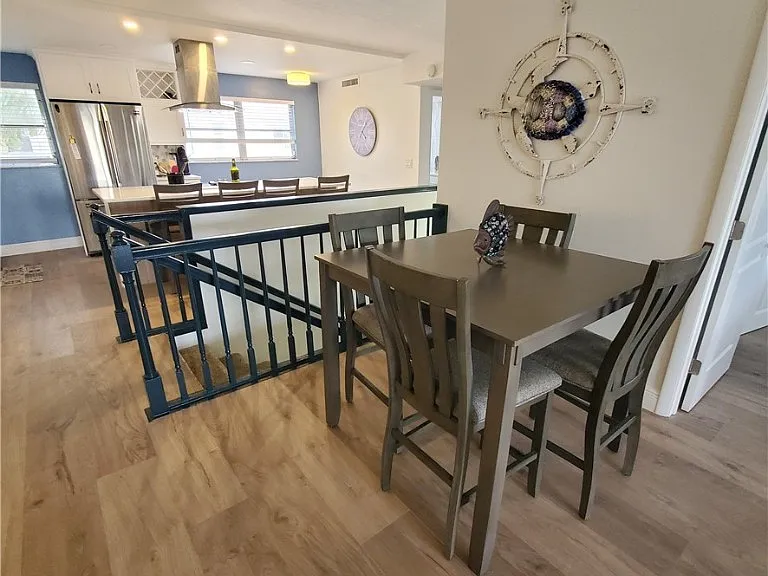 828 Victoria Dr #B14 — Photo 12