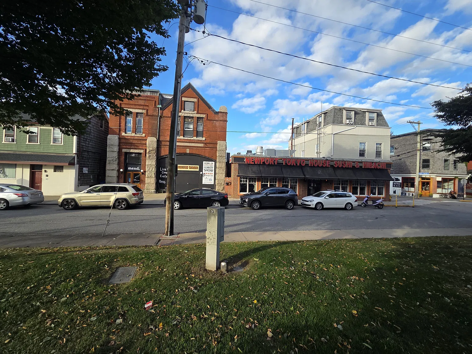 1 bed, 900 sqft, $2,100 — Photo 2