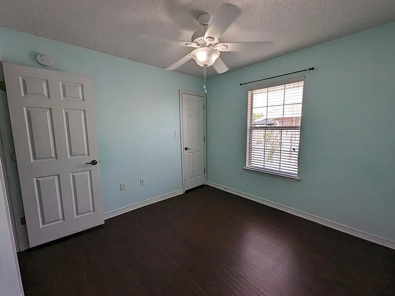9903 Parker Lake Cir — Photo 25