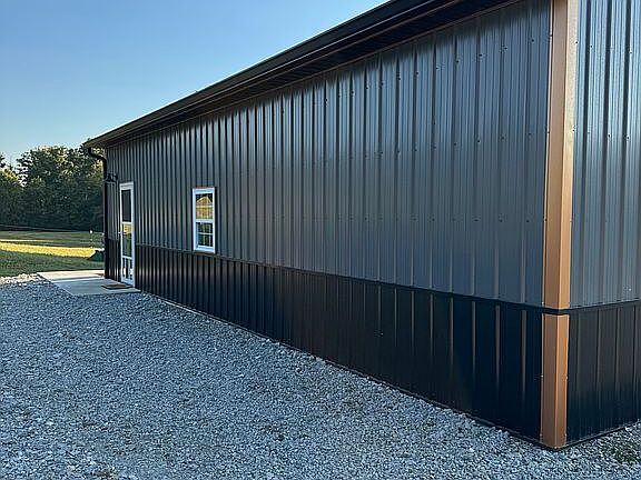 4th image of 5556 E County Road 200 N