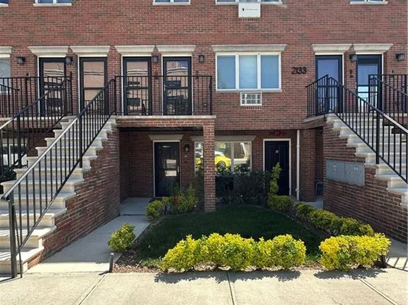 2133 Haring Street image 1 of 9