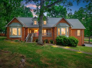 516 Tyler Ct, Cottontown, TN 37048