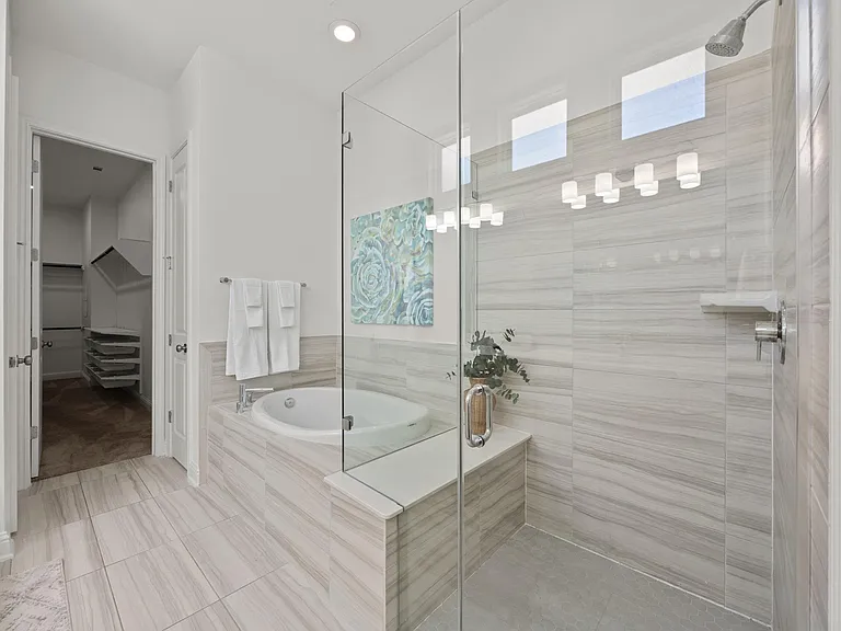 5305 Mandevilla Dr — Photo 20