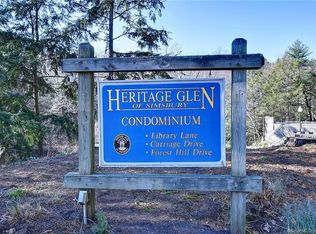 36 Library Ln UNIT 36, Simsbury, CT 06070