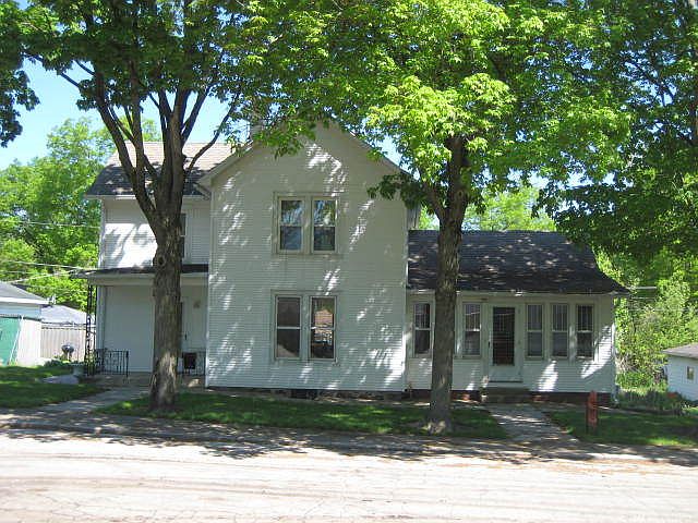1st image of 514 Van Buren St
