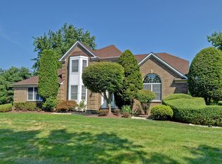 32 Sheffield Dr, Freehold, NJ 07728