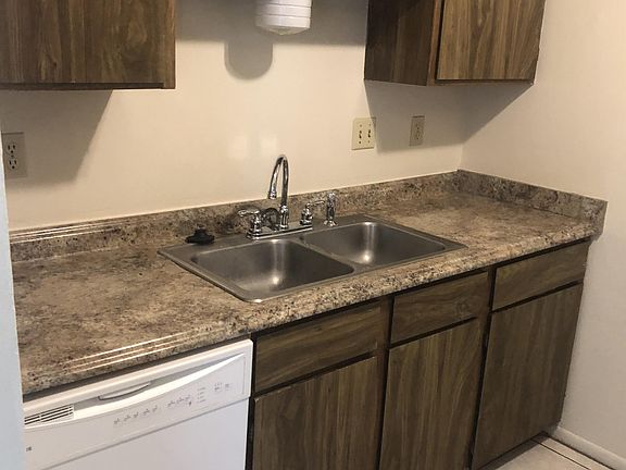 3rd image of 110 Hidden Acres Dr APT D