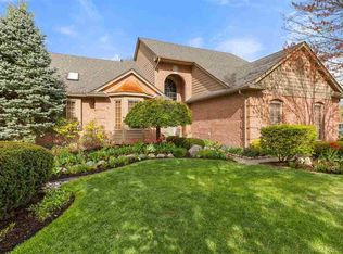 49869 Riverside Dr, Macomb, MI 48044