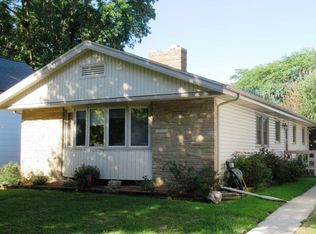 2324 S 16th St, Sheboygan, WI 53081