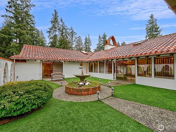 3rd image of 5008 169th Street SE