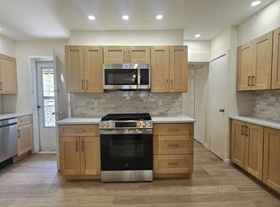 20-59 31st St #1, Astoria, NY 11105