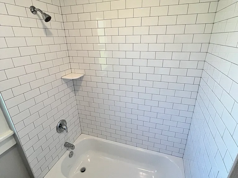 1224 N I St #202 — Photo 12
