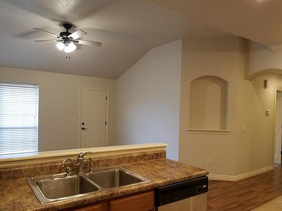 5th image of 3505 N Robin Ct