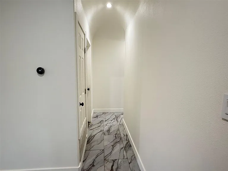 1427 Kappa St — Photo 16