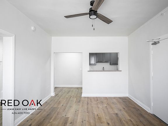 4th image of 516 N Harvard Blvd #102