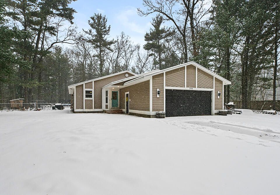 1st image of 2716 River Rd