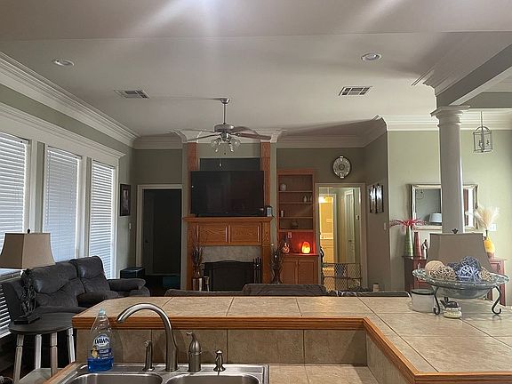 3rd image of 2589 Creek Hollow Ave