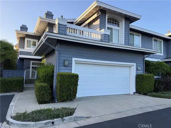 950 Poppy Ave, Corona Del Mar, CA 92625