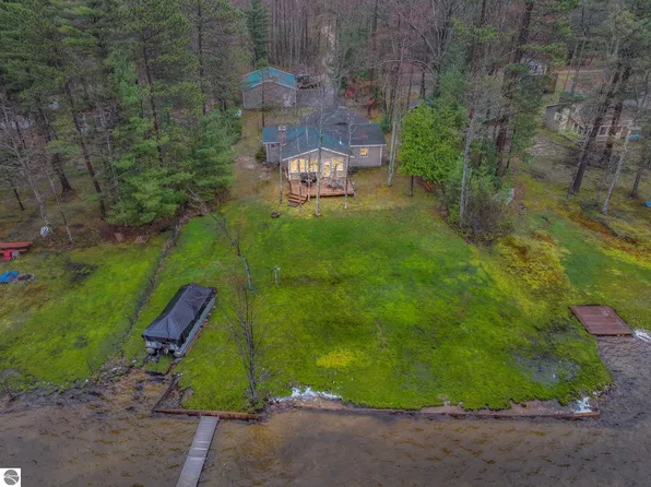 2255 Wenonah Trl, Manton, MI 49663