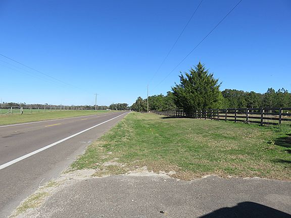 3rd image of 7570 SE State Road 47